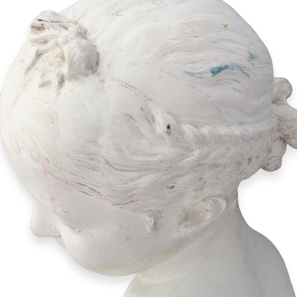 Vintage Plaster Bust Sculpture of Young Smiling Girl / Child with Braids Statue - Picture 9 of 11
